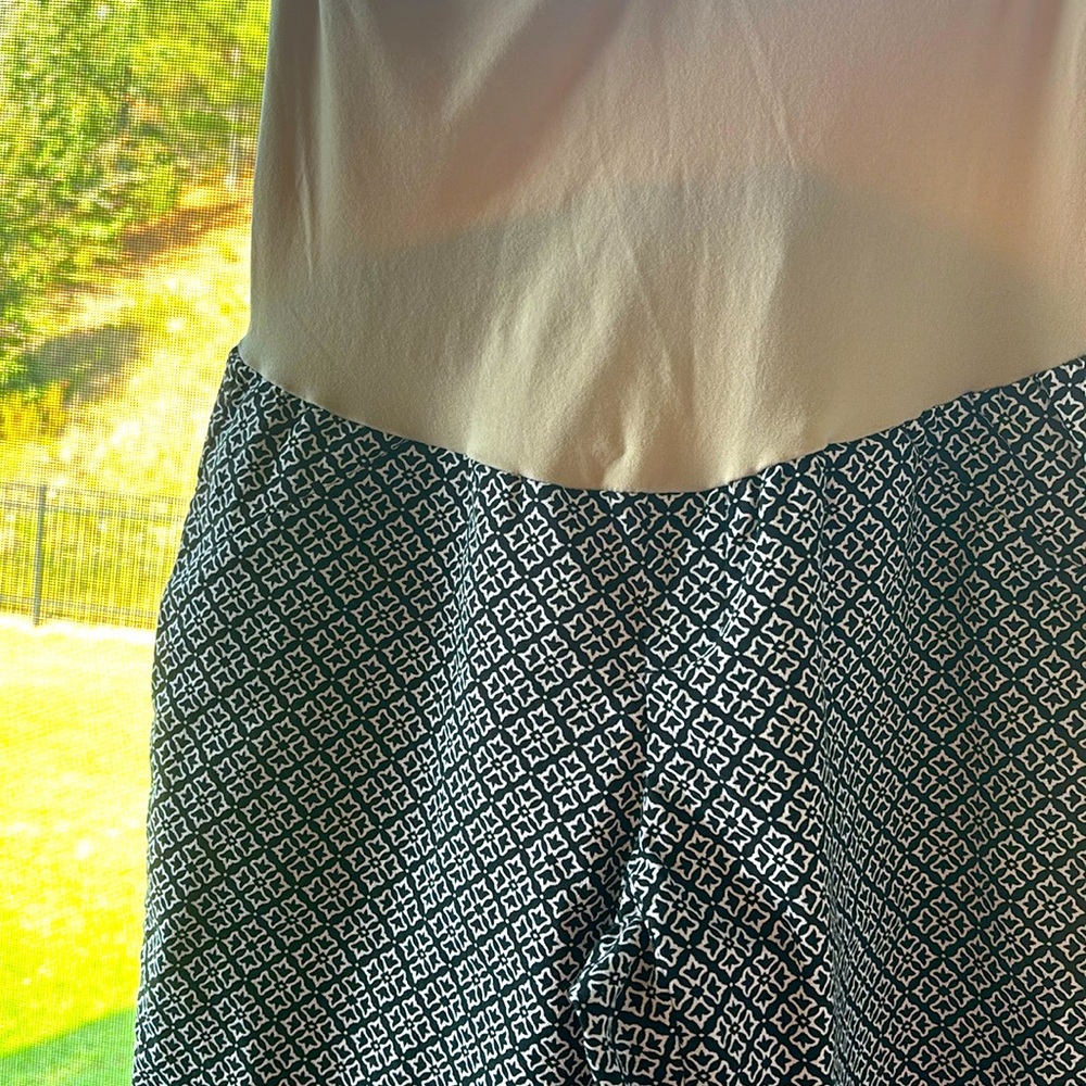 MOTHERHOOD MATERNITY black/white size M FITS LIKE 10/12 in regular straight leg